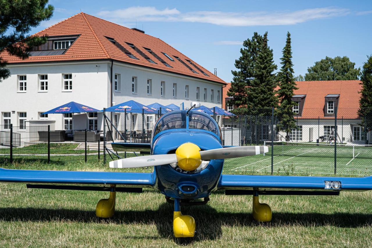 Hotel Spitzerberg By B-Smart Hundsheim Exterior photo